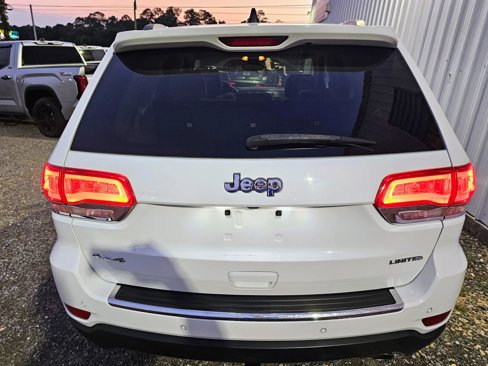 Used 2018 Jeep Grand Cherokee Limited w/ Luxury Group II image 5