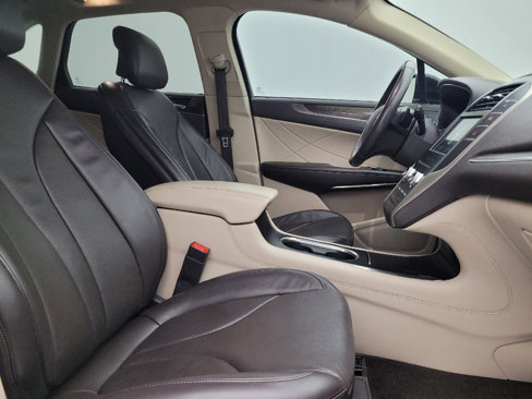 Used 2017 Lincoln MKC Reserve image 21