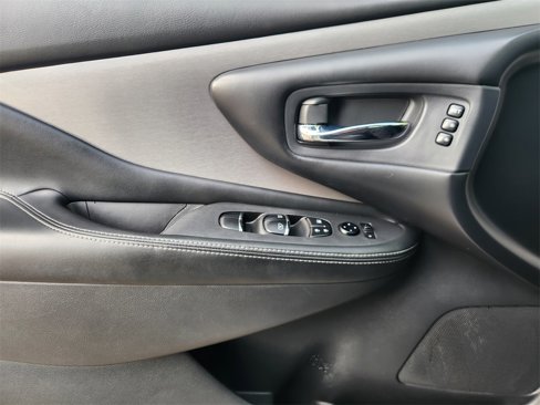 Used 2020 Nissan Murano SL image 20