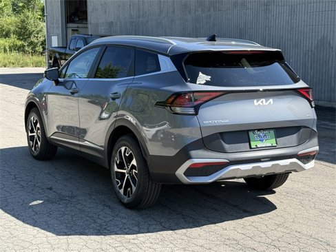 Used 2023 Kia Sportage EX image 8