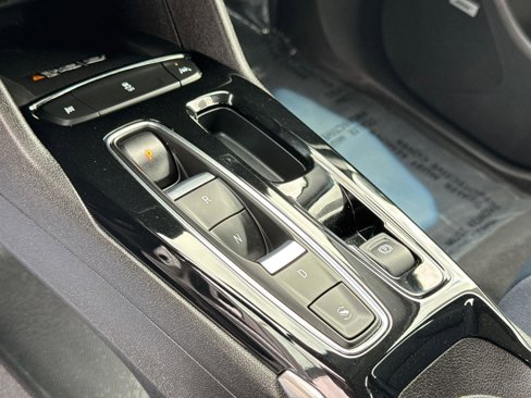 Used 2023 Chevrolet Bolt EUV Premier w/ Sun & Sound Package image 27