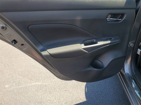 Used 2022 Nissan Versa SV image 13