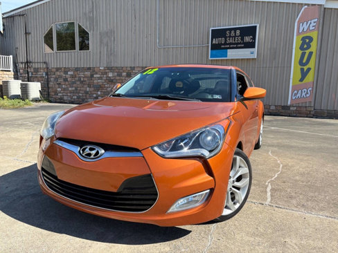 Used 2012 Hyundai Veloster w/ Style Pkg image 1