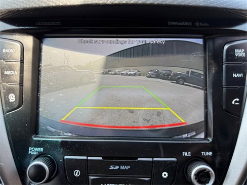 Used 2017 Hyundai Veloster Value Edition image 19