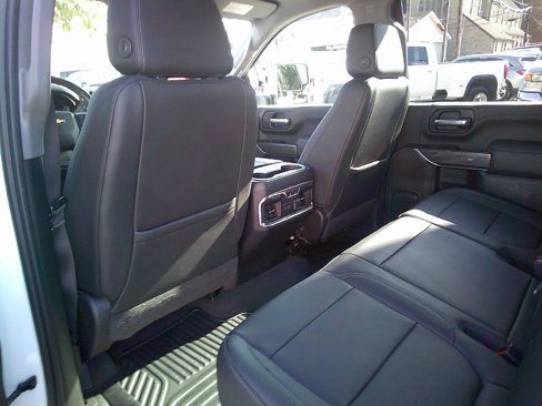 Used 2020 Chevrolet Silverado 3500 LTZ w/ LTZ Premium Package image 8