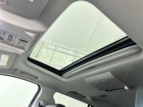 Used 2017 Chevrolet Tahoe LT image 16