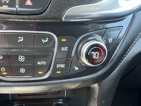 Used 2022 Chevrolet Equinox Premier image 42