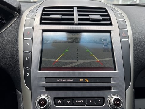 Used 2018 Lincoln MKZ Reserve w/ Climate Package image 28