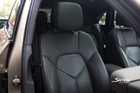 Used 2017 Porsche Macan S image 11