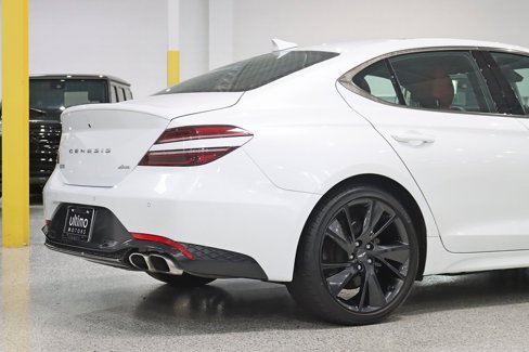 Used 2023 Genesis G70 2.0T w/ Sport Prestige Package image 10