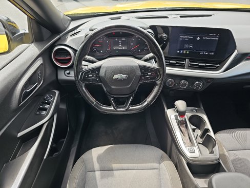 Used 2024 Chevrolet Trax RS w/ Driver Confidence Package image 10