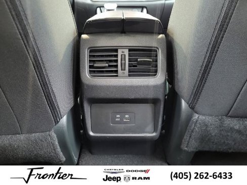 Used 2023 Nissan Rogue SV image 24