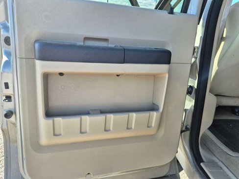 Used 2010 Ford F250 XLT image 28