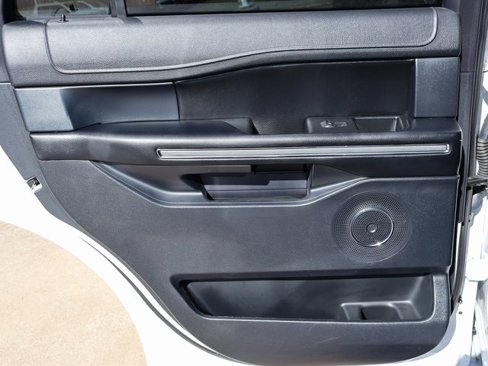 Used 2021 Ford Expedition XLT image 22