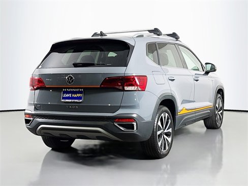 Used 2022 Volkswagen Taos SE image 7