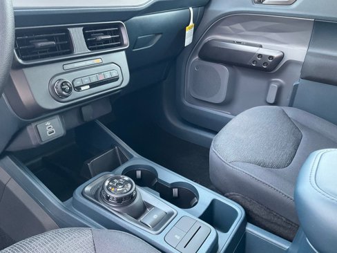 New 2025 Ford Maverick XL image 61