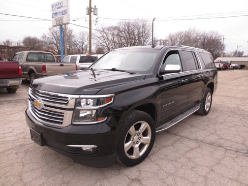 Used 2015 Chevrolet Suburban LTZ image 4
