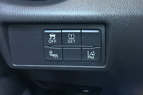 Used 2017 MAZDA MX-5 Miata RF Grand Touring image 34