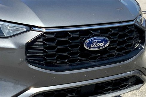 Used 2024 Ford Escape ST-Line image 25