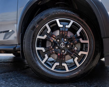 Used 2019 Nissan Pathfinder SL image 13