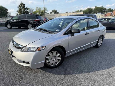 Used 2011 Honda Civic DX-VP image 3