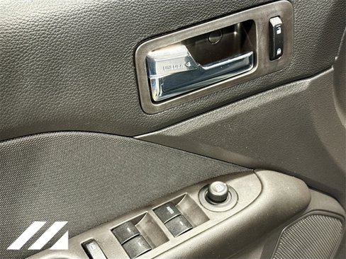 Used 2011 Ford Fusion SE w/ 202A Rapid Spec Order Code image 18