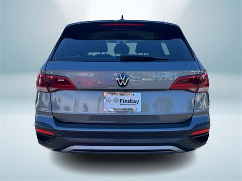 Certified 2022 Volkswagen Taos S image 5