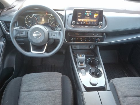 Used 2021 Nissan Rogue S image 11