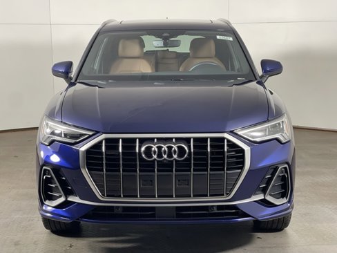 Used 2025 Audi Q3 2.0T Premium Plus w/ Premium Plus Package image 2