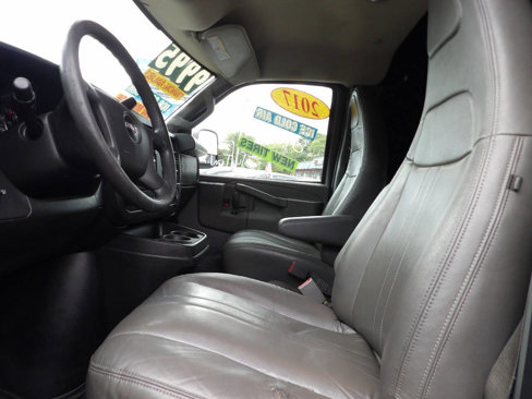 Used 2017 GMC Savana 2500 image 8