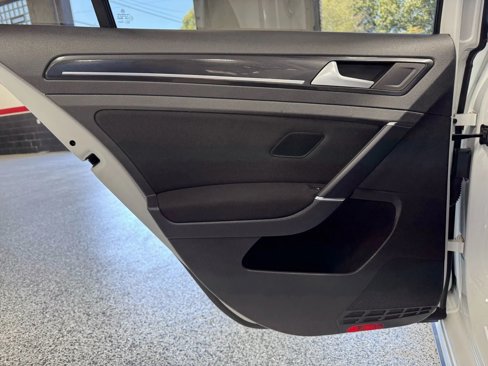 Used 2015 Volkswagen GTI S image 19