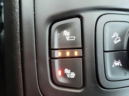 Used 2024 GMC Terrain SLT image 17