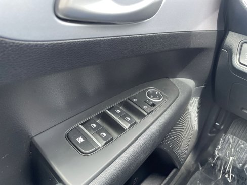 Used 2024 Kia Forte LXS image 21