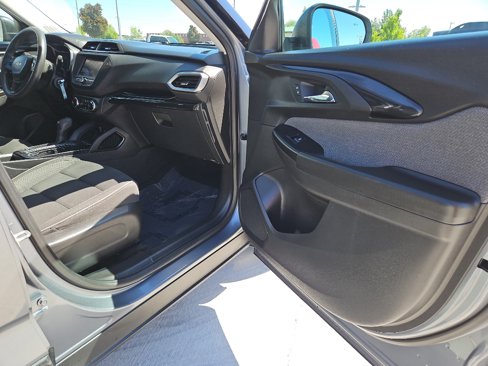 Used 2021 Chevrolet TrailBlazer LS image 17