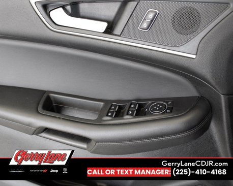 Used 2023 Ford Edge SEL image 15
