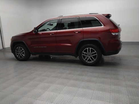 Used 2020 Jeep Grand Cherokee Laredo w/ Security & Convenience Group image 3