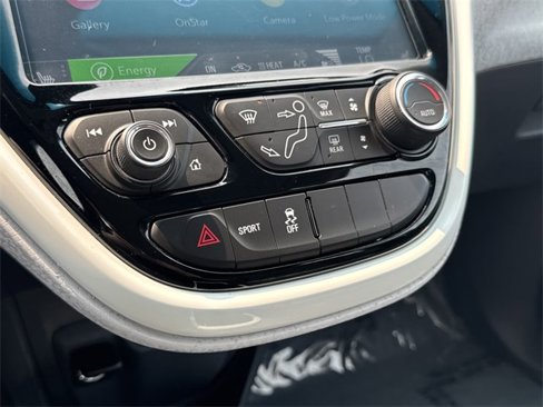 Used 2021 Chevrolet Bolt Premier w/ Infotainment Package image 25
