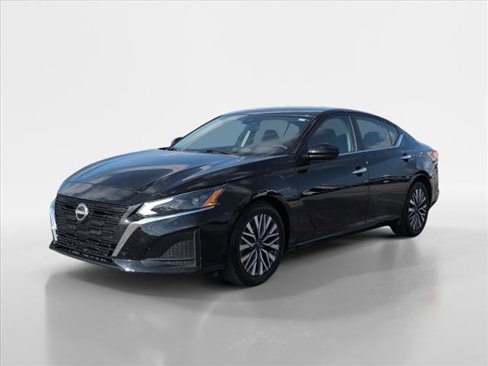 Used 2023 Nissan Altima 2.5 SV image 5