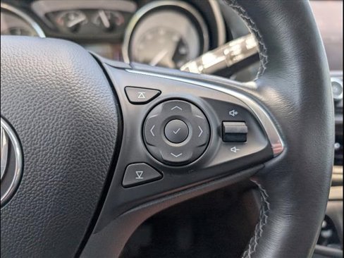 Used 2019 Buick Envision Essence image 12