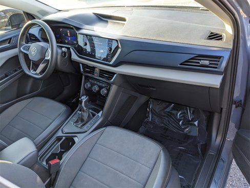Certified 2023 Volkswagen Taos SE w/ Panoramic Sunroof Package image 14