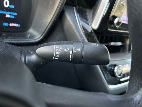 Used 2021 Toyota Corolla LE image 20