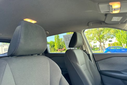 Used 2023 Nissan Rogue S image 14