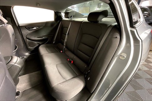 Used 2023 Chevrolet Malibu LS image 36