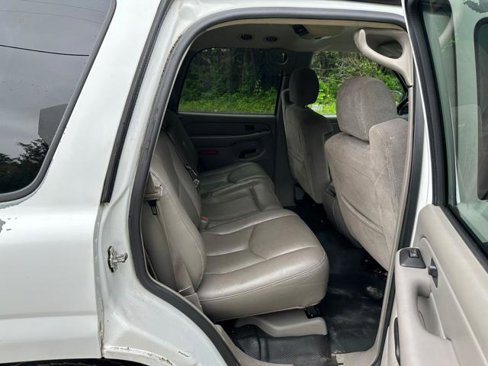 Used 2005 Chevrolet Tahoe 4WD w/ Skid Plate Package image 11