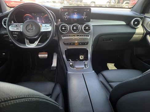 Used 2021 Mercedes-Benz GLC 300 image 14