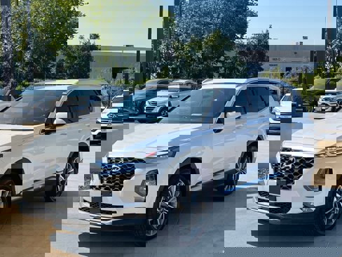 Used 2020 Hyundai Santa Fe SEL w/ Convenience Package image 5