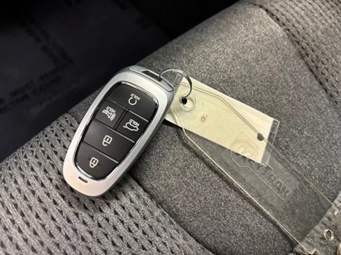 Used 2022 Hyundai Santa Fe Blue image 30