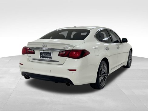 Used 2019 INFINITI Q70 Luxe image 7