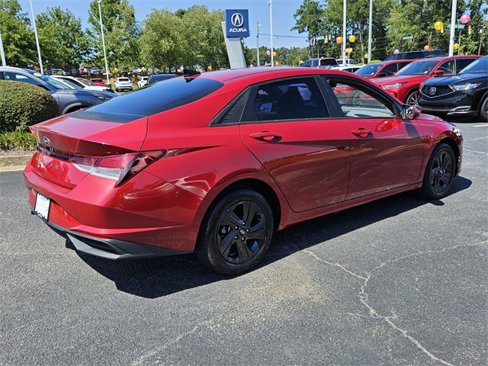 Used 2021 Hyundai Elantra SEL w/ Convenience Package image 25