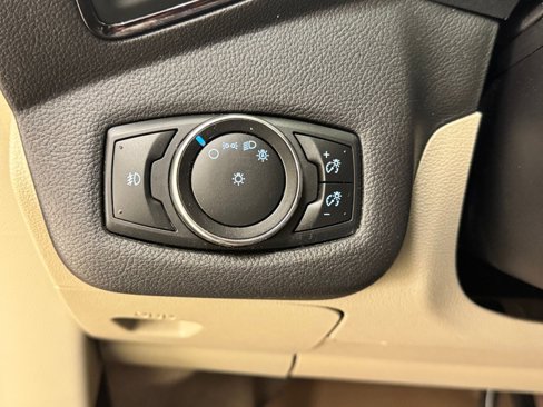 Used 2014 Ford Escape Titanium w/ Equipment Group 401A image 21